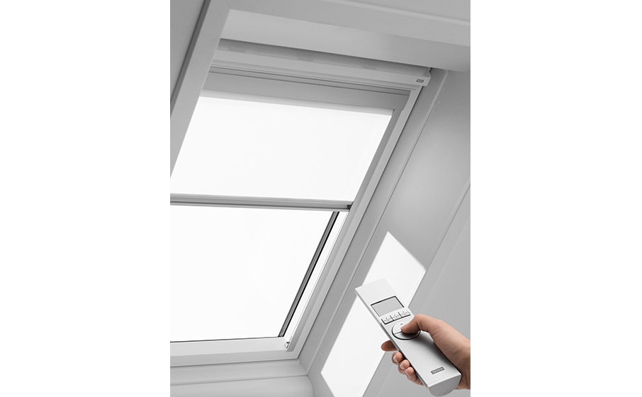 Рулонная штора с электроприводом VELUX RМL 4000 С02, 55*78